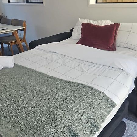 شقة Modern Townhouse Cashel Street 2 Bed 2 Bath كريستتشيرش المظهر الخارجي الصورة